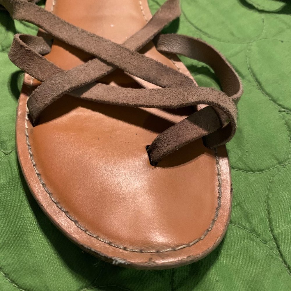 Sandals - Picture 5 of 6